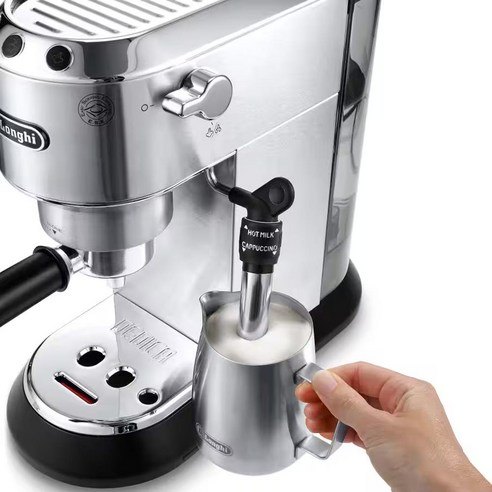 DeLonghi EC685.M 실물 제품 사진 2