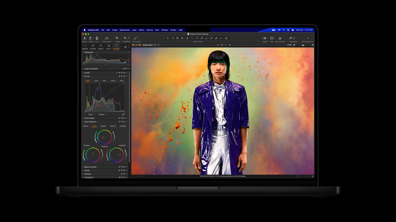 Apple 맥북 프로 14 M5 실제 제품 사진 3